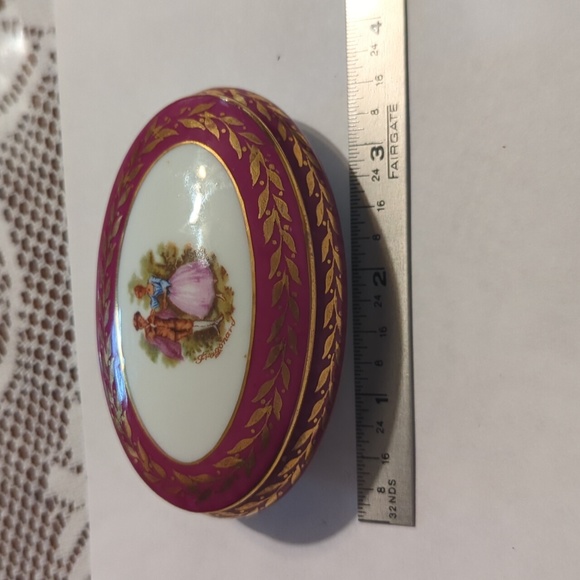 Limoges France trinket box oval - Picture 10 of 10